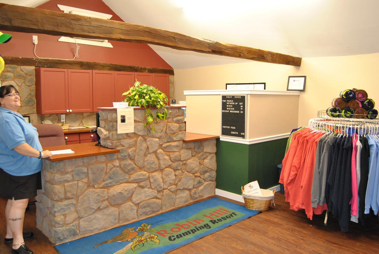 Robin Hill Camping Resort One-Bedroom Cottage 8 Lenhartsville Εξωτερικό φωτογραφία